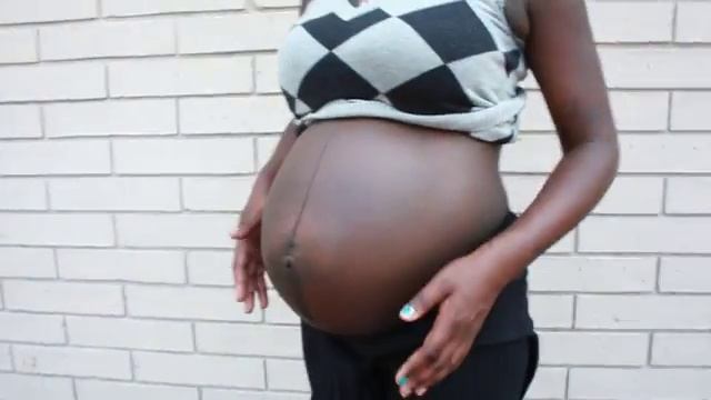 Dark chocolate preggo