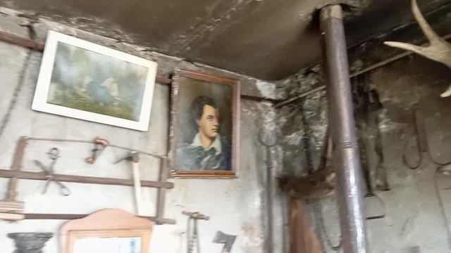 в иастерской у приятеля -жудожника