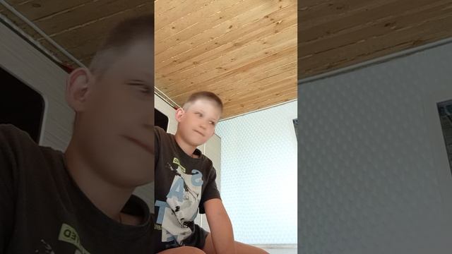 мы задаём загадки с бабуином.