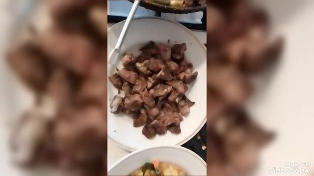 Быстро-быстро очень-очень вкусно плов из лёгкого и овощей.