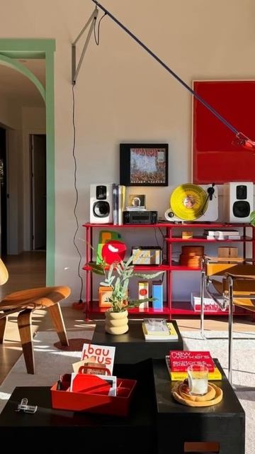 Добавьте цвета в дом! Ваш интерьерный салон Unique Place