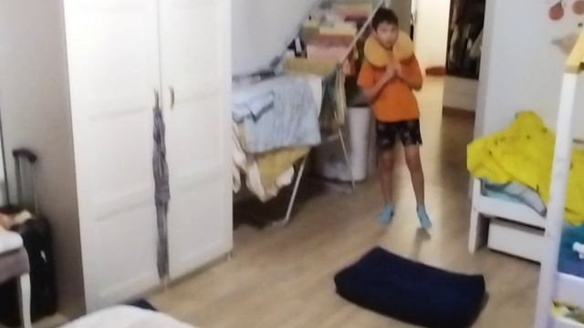 обби дома! Мия не смогла дождатся ! я один и всего секунд __15