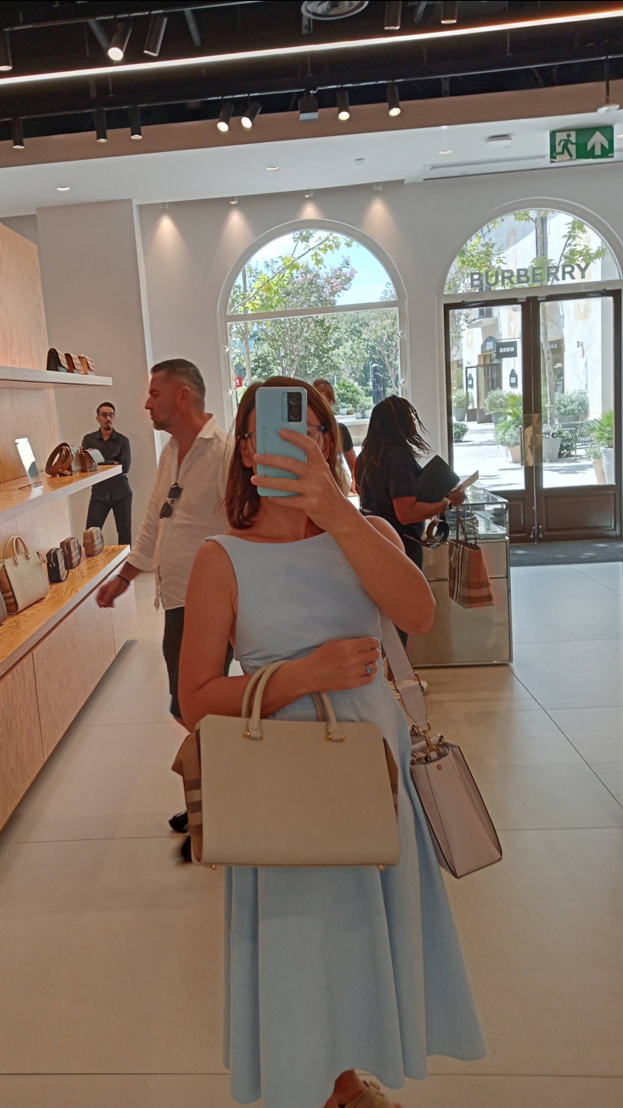 Что бы я купила в бутике Burberry в аутлете La Roca, Барселона