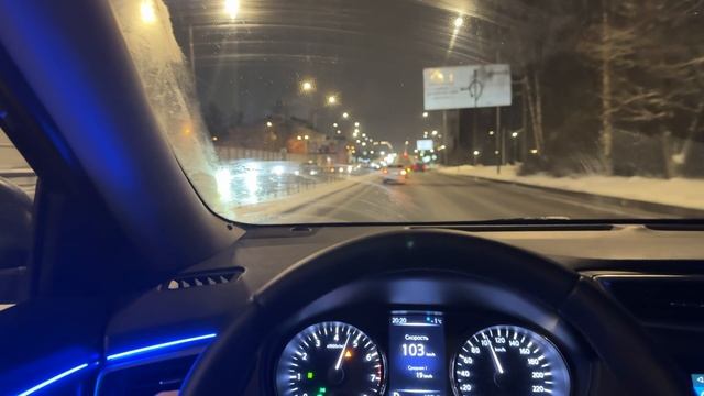 Вечерняя покатушка на Nissan X-trail в СПБ