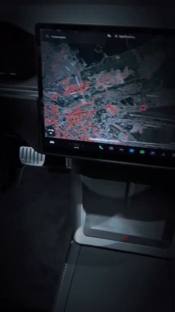 В нашем автоцентре  Самый быстрый серийный автомобиль в мире Tesla Model S в комплектации PLAID