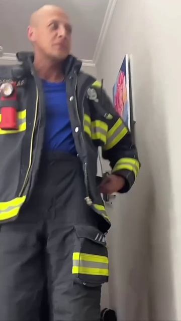 Бабушка приехала к внучке, чтобы помыться в ванне!