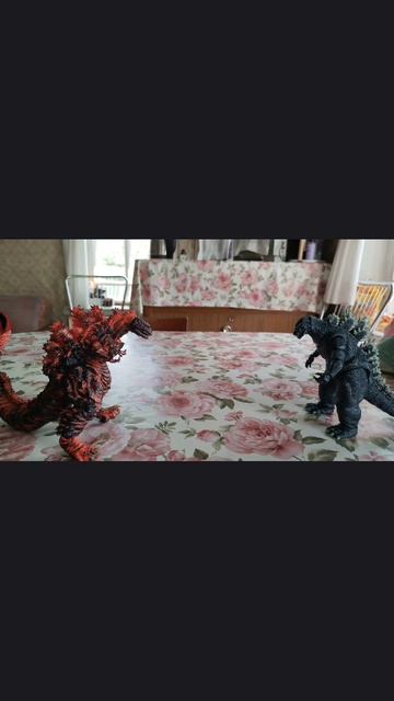 Годзилла 2016г. vs Годзилла Хейсей