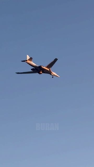 🦢🇷🇺Ту-160М летит по своим важным делам