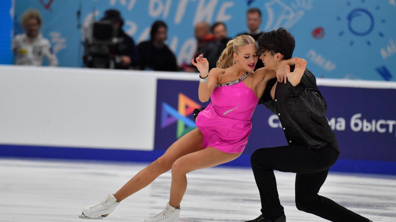 Барби на коньках: 30 фото Софьи Леонтьевой — самой красивой фигуристки России