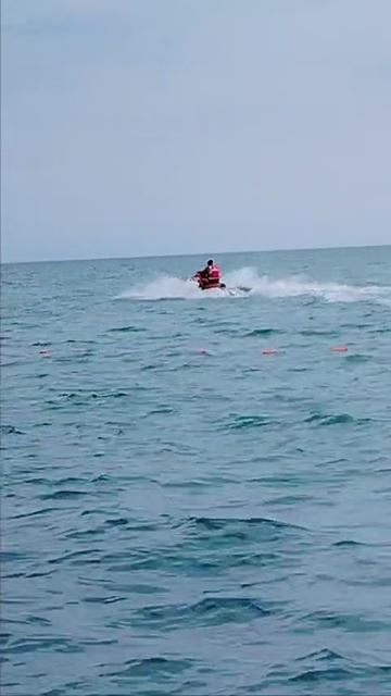 Катаемся на гидроцикле с Дядей