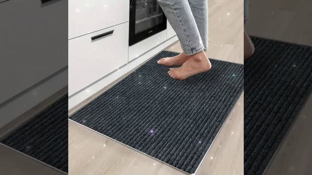 双条纹门垫和走廊垫