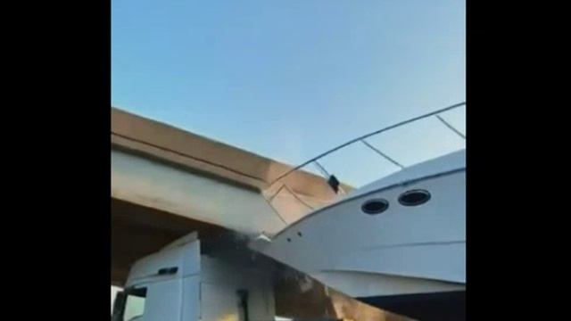 Доставка яхты