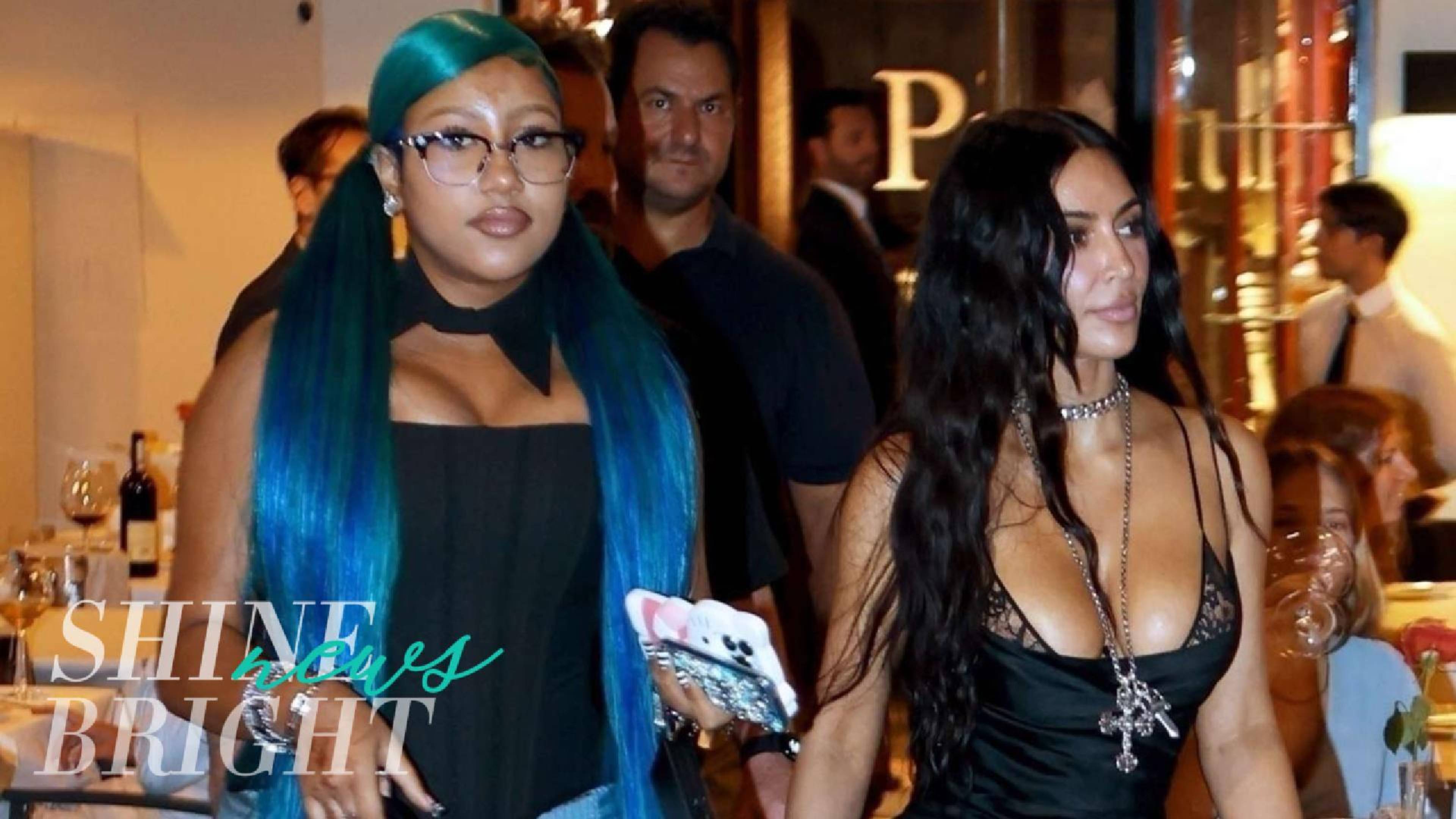 Почему все обсуждают наряд дочери Кардашьян?