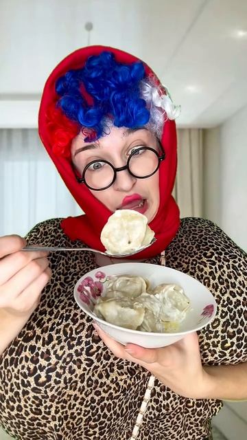 ТИПИЧНАЯ БАБУШКА