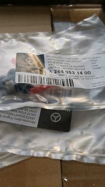 M264 тоже масло может жрать мастерскаямерседес Mercedes Benz W238 м264 м177 m177 amg63 amg45