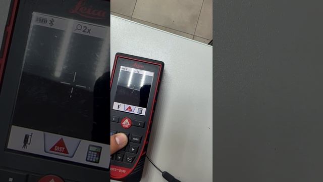 Лазерный дальномер Leika