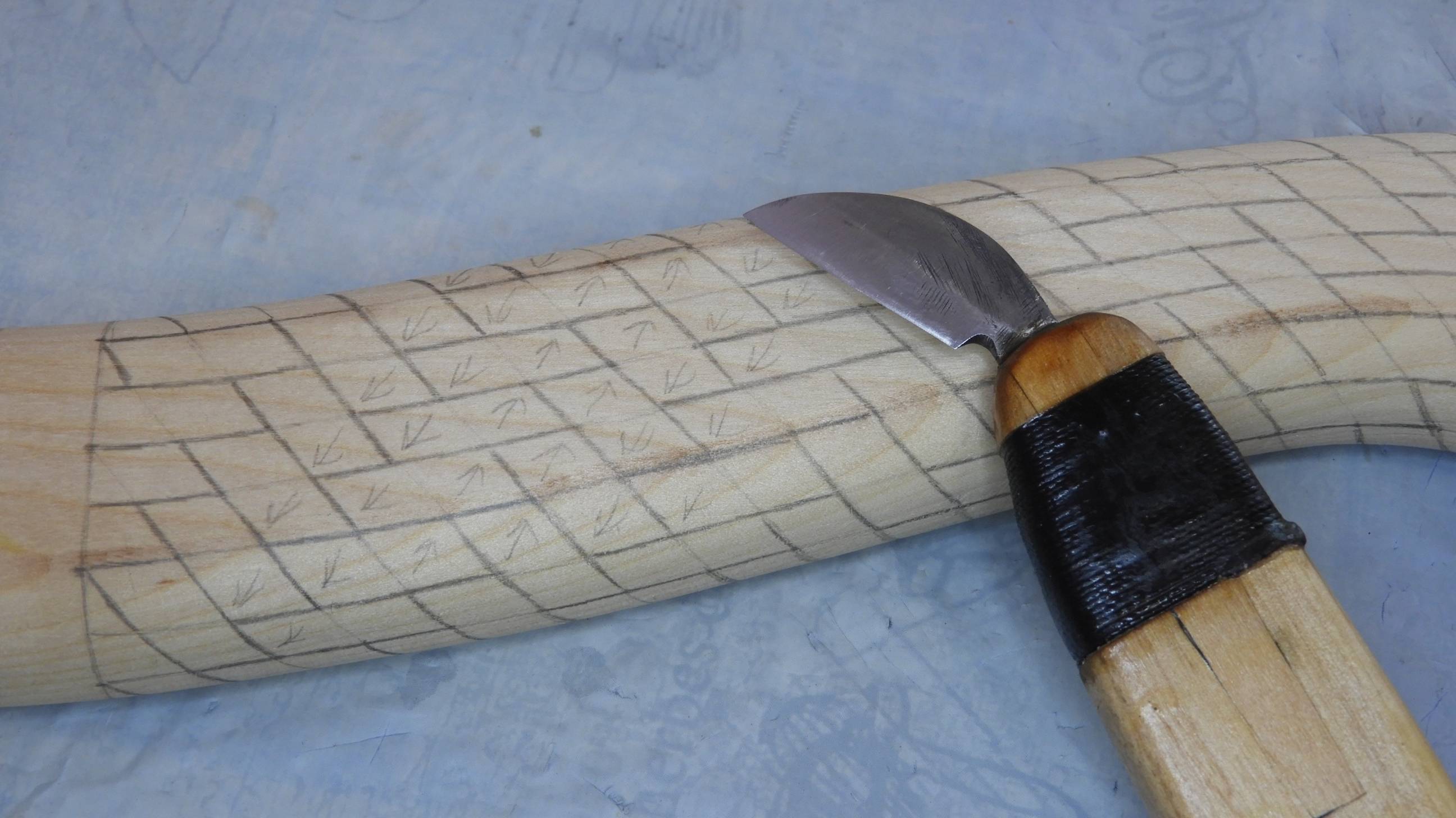 Плетенка «ПЕРЕПЛЕТ» на топорище #21 / A drawing on an Ax