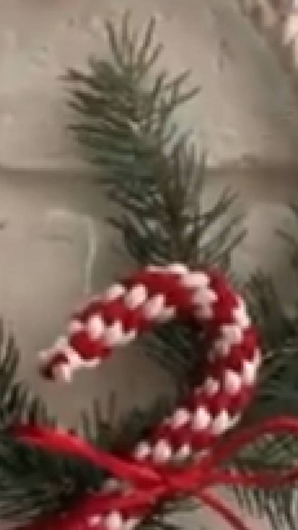 20 мин и новогодний венок в технике макраме готов