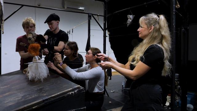 Репетиция спектакля "Хармс"