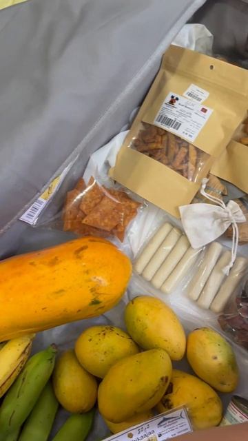 Теперь вы готовы к отъезду. Это всё можно купить на рынке в Мале и сувенирных улицах города Мале