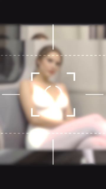 Как ты думаешь, куда я еду? А хочешь узнать? Присаживайся... Может, расскажу. Как тебя вообще зову