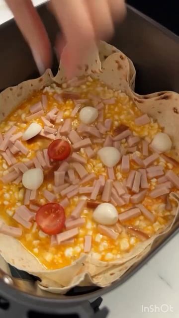 Пицца из лаваша