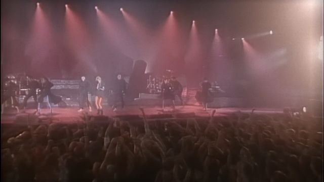 b03.Mylene Farmer - Plug grandir (LIVE) - 1080p H265 60fps