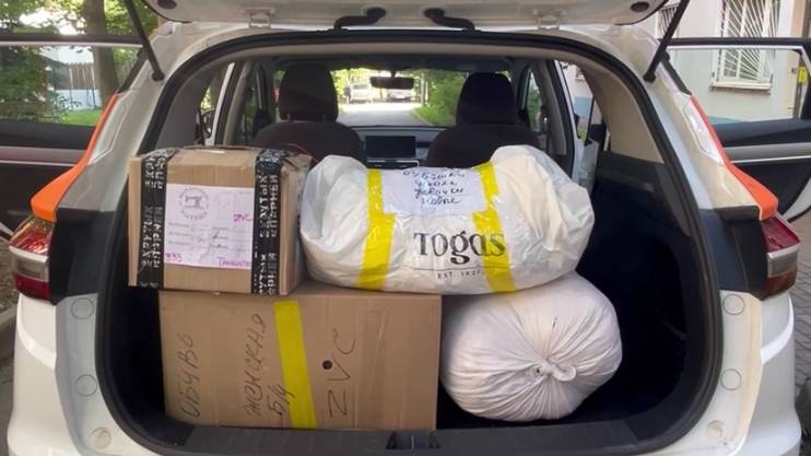 Волонтеры рассказали, какие вещи подходят для гуманитарной отправки