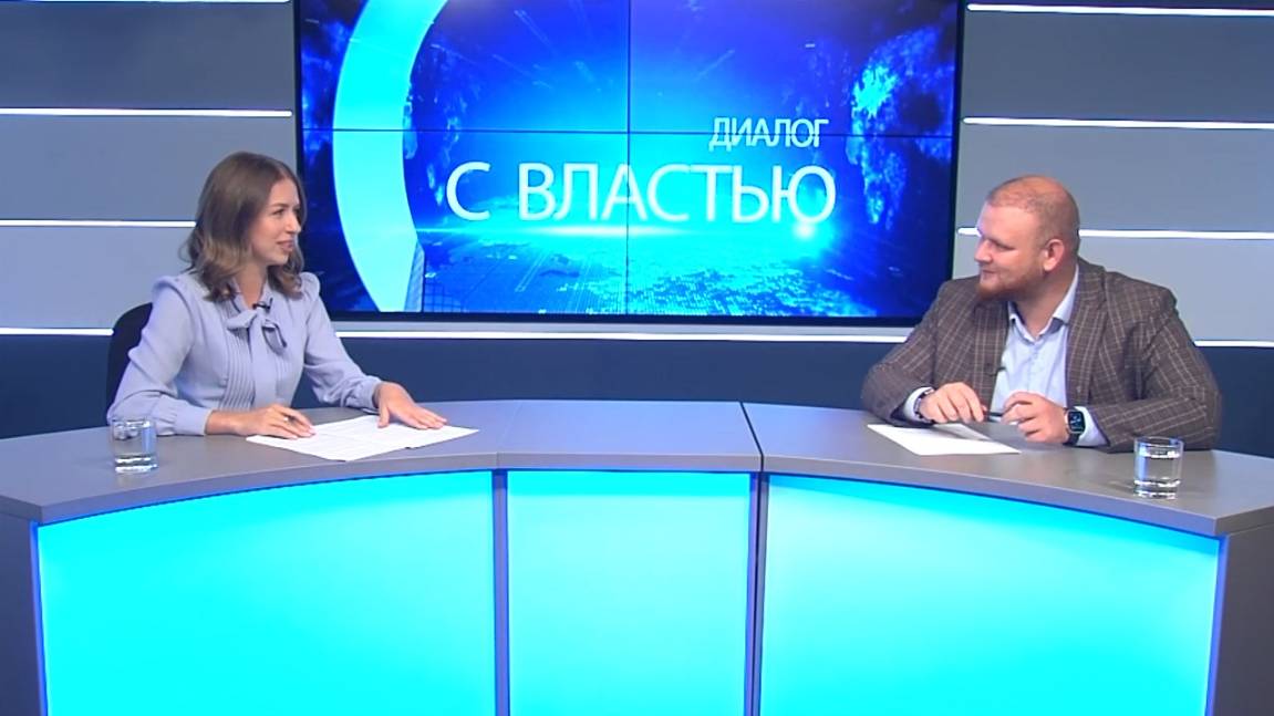 Заместитель главы Артур Суворов ответил на вопросы телезрителей в прямом эфире