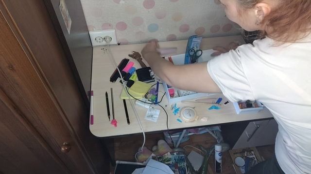 Уборка в зоне письменного стола
