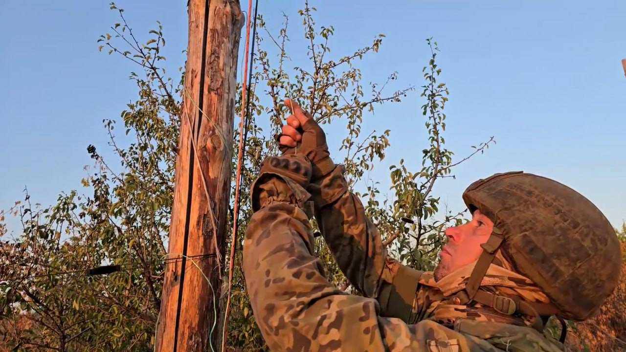 Бойцы ВС РФ прокладывают безопасные пути для техники и пехоты на Краматорско-Дружковском направлении
