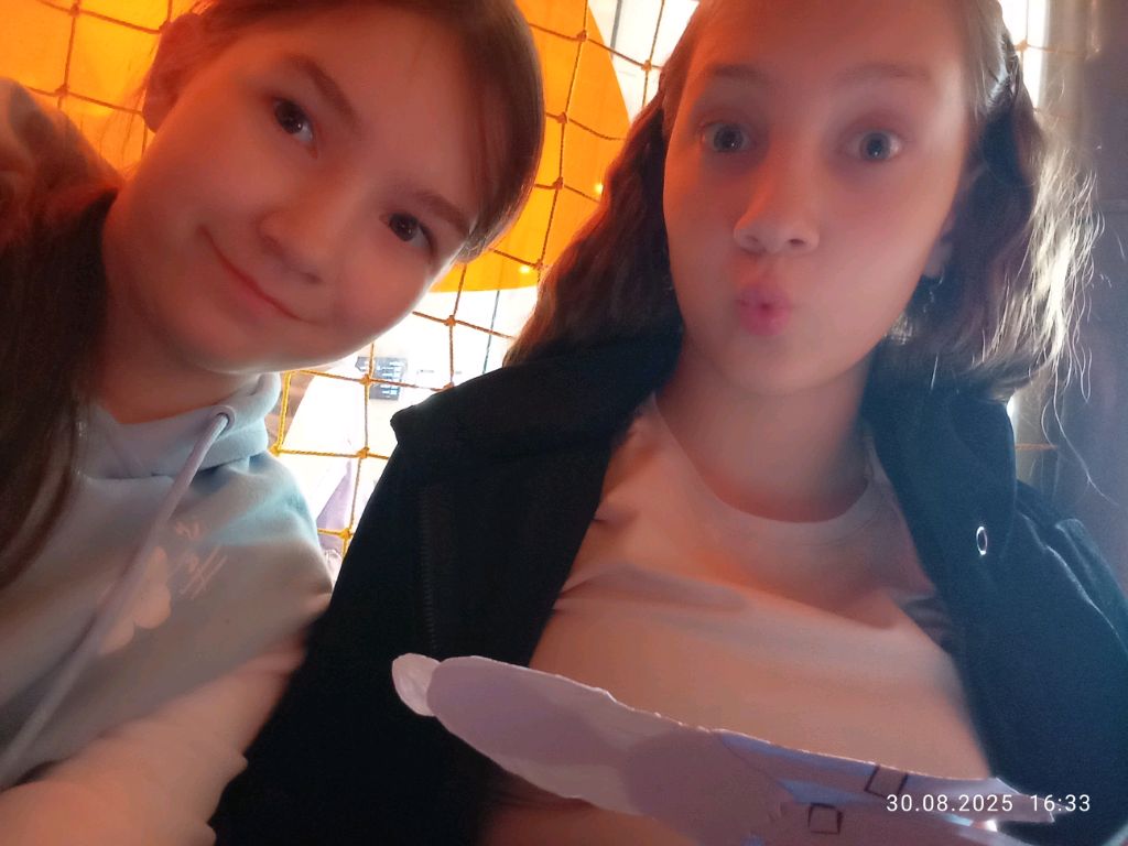 играем в настолки:)