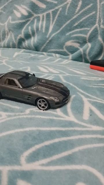 Mercedes против BMW