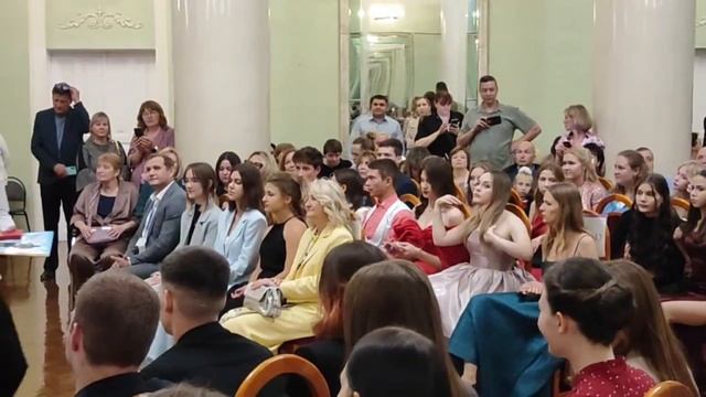 Небольшая зарисовка с бала медалистов