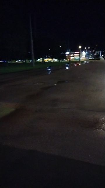 Занимаюсь скандинавской ходьбой, 26 августа 2025.