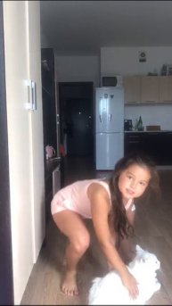 Как правильно брать котика 😂