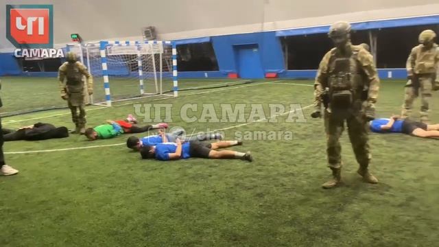 В Самаре силовики задержали футбольную команду выходцев из Средней Азии (6)