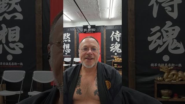 Катабами Джиу-Джитсу доджэ. Древний самурайский клан. ⛩️鏡草方波見柔術一族⛩️
www.kunin-jj.org