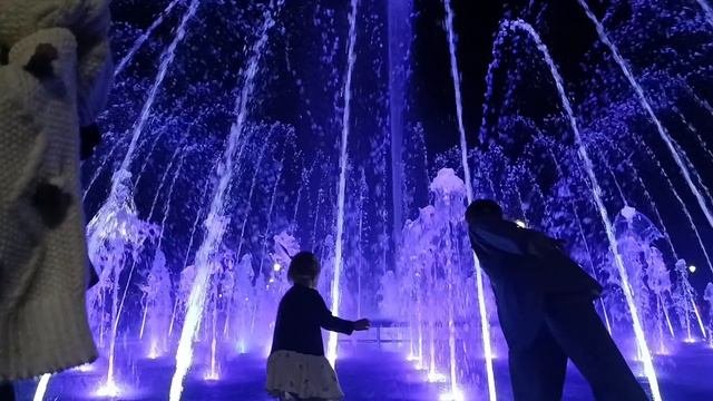 Музыкальная симфония фонтана!!!