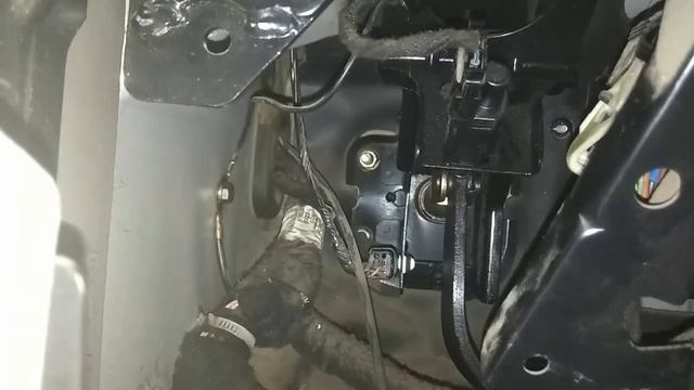 Замена главного цилиндра сцепления «Чери фора,А21, Чери элара, Вортекс эстина».