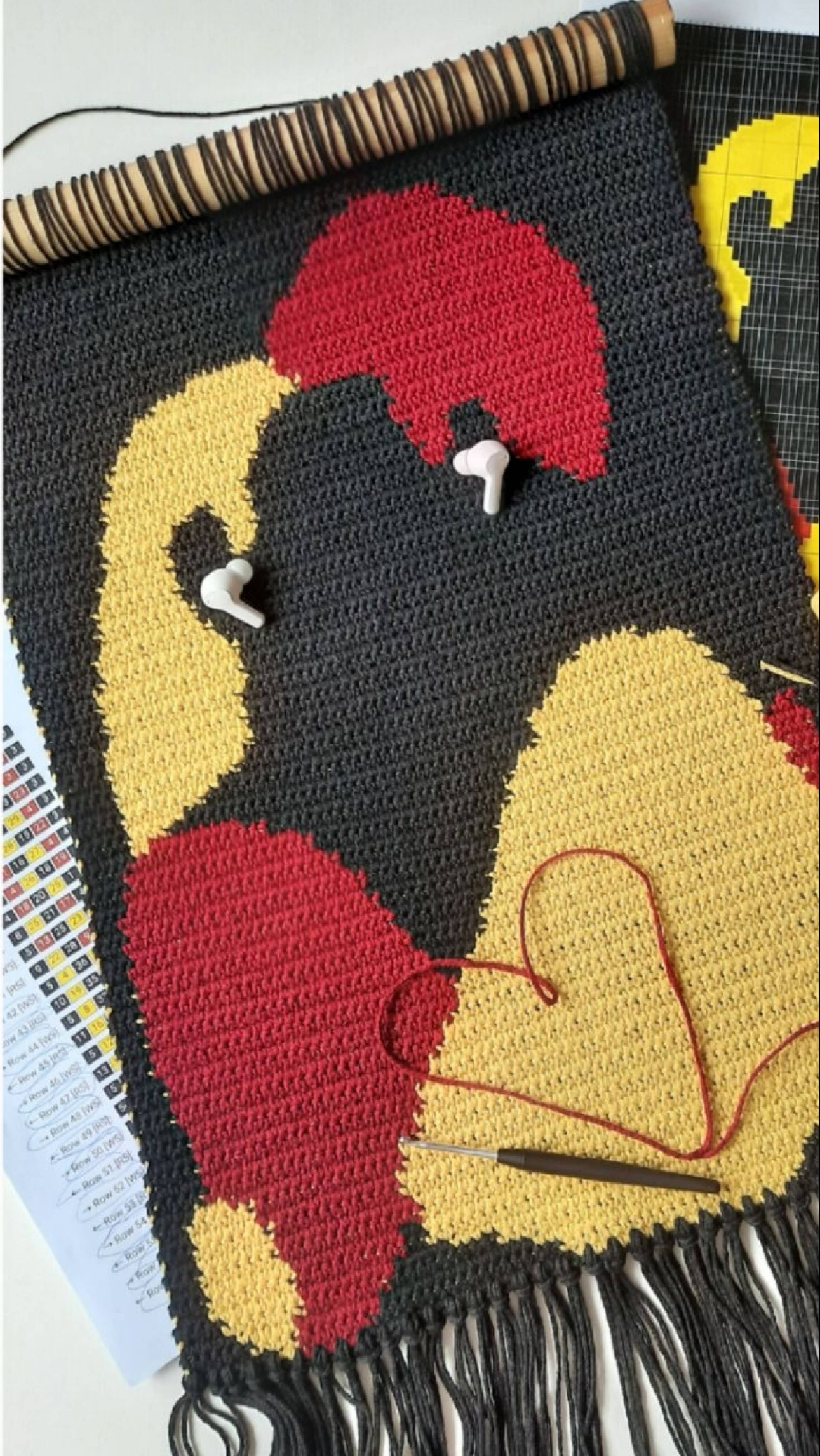 Панно крючком. #вязаниекрючком #гобелен #crochetwallhanging