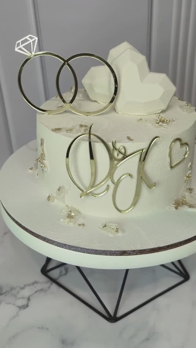 Свадебный торт, который влюбляет с первого взгляда ✨