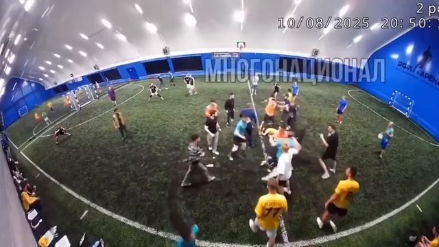 В Самаре силовики задержали футбольную команду выходцев из Средней Азии (5)