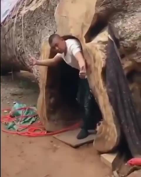 Невероятная резьба по дереву.