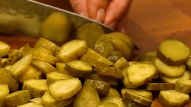 Кто знает, зачем обрезать бутылку 🤣 Видео рецепты Рецепт приготовления