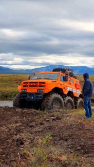 RUSAK. Лебедимся.