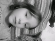 показываю одежду