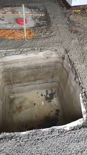 Ёмкость в земле НА ВЕКА! 🐻 Утепление ПЕНОПОЛИСТИРОЛБЕТОН Своими Руками! #видео #стройка #дача