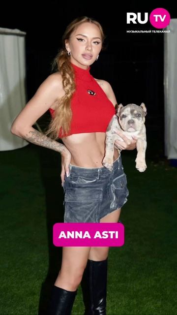 Вспоминаем летние звёздные фото 😍