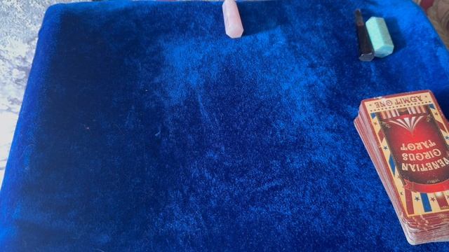 Что ждёт в ближайшем будущем. Расклад таро на месяц